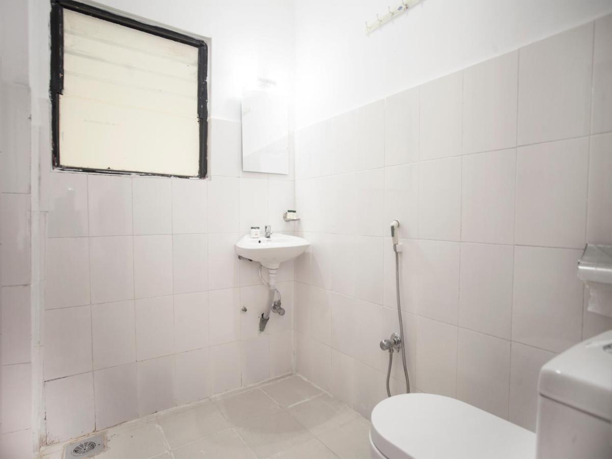 Oyo 341 Hotel Kusum Kohinoore Tokha Екстер'єр фото